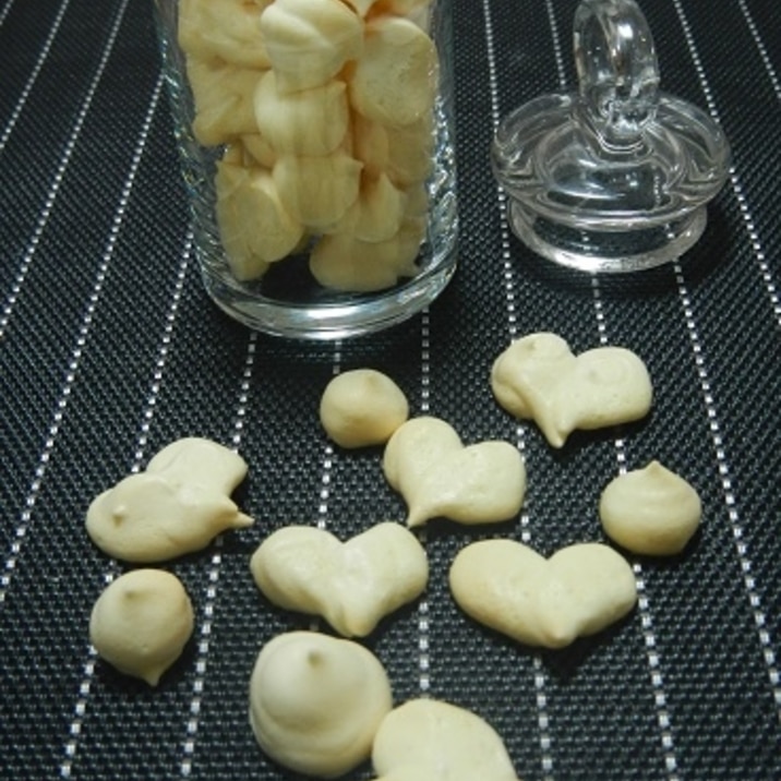 レモン味のメレンゲクッキー 甘さはかなり控えめ レシピ 作り方 By あず 楽天レシピ レモン味のメレンゲクッキー 甘さはかなり控えめ レシピ 作り方 By あず 楽天レシピ